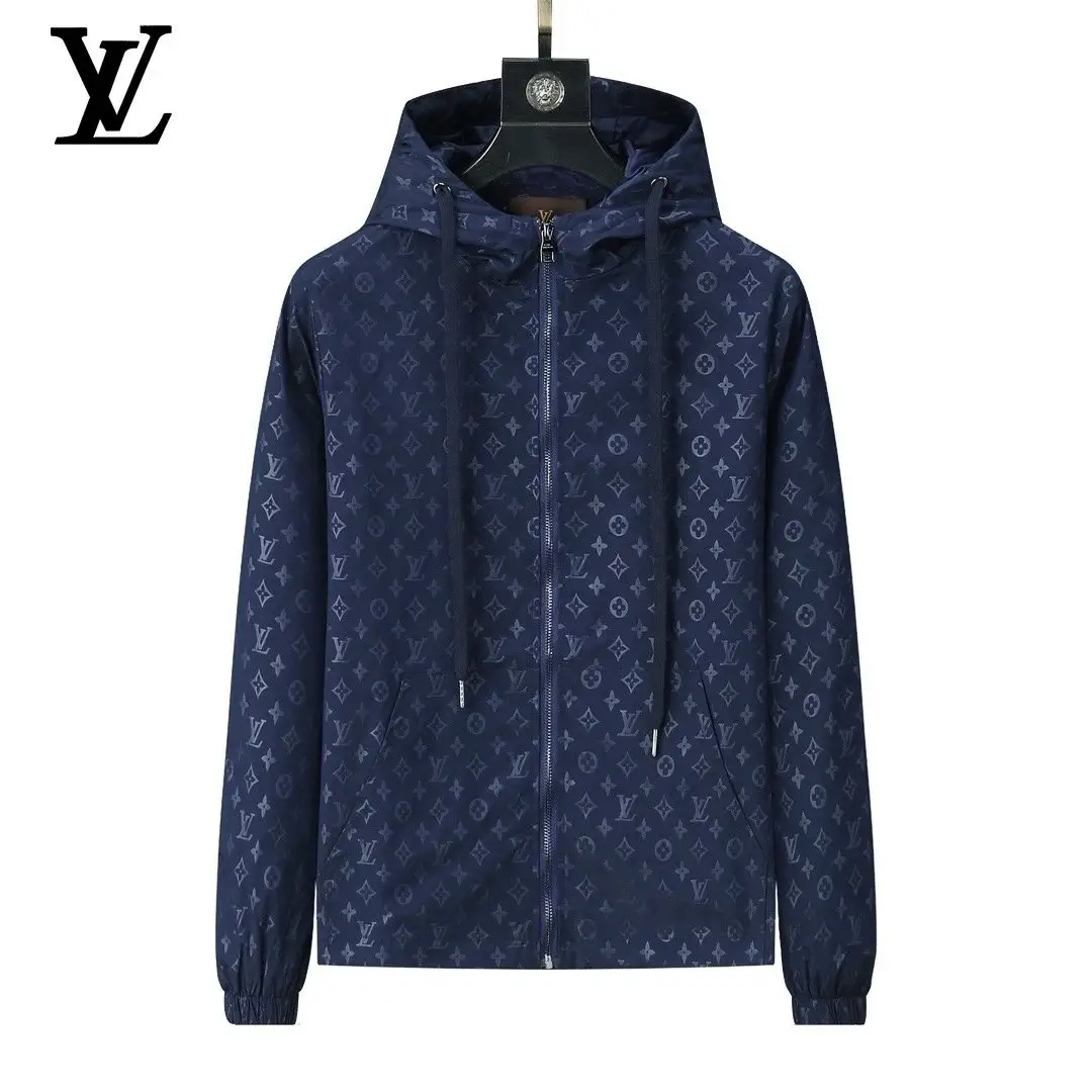 LV Monogram Hooded Jacket — foto 4 de 6