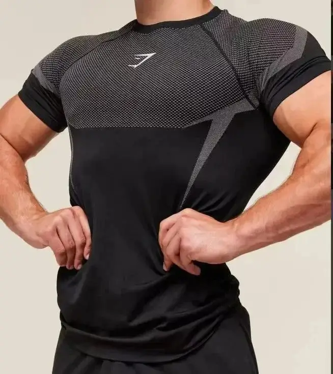 Gymshark vest/T-shirt   （40style ） — foto 6 de 8