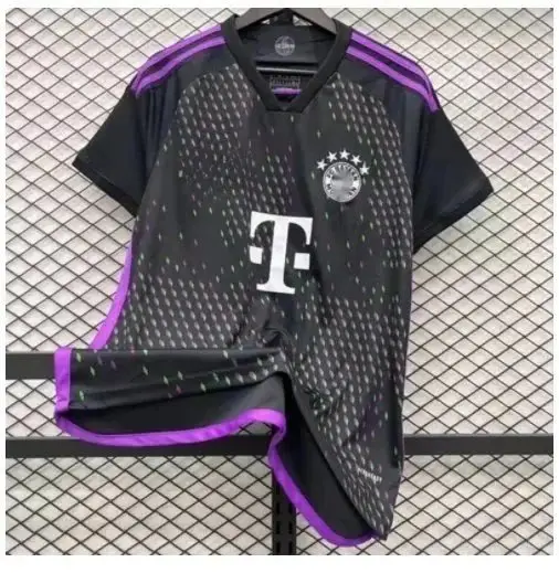 Football Tee — foto 2 de 8