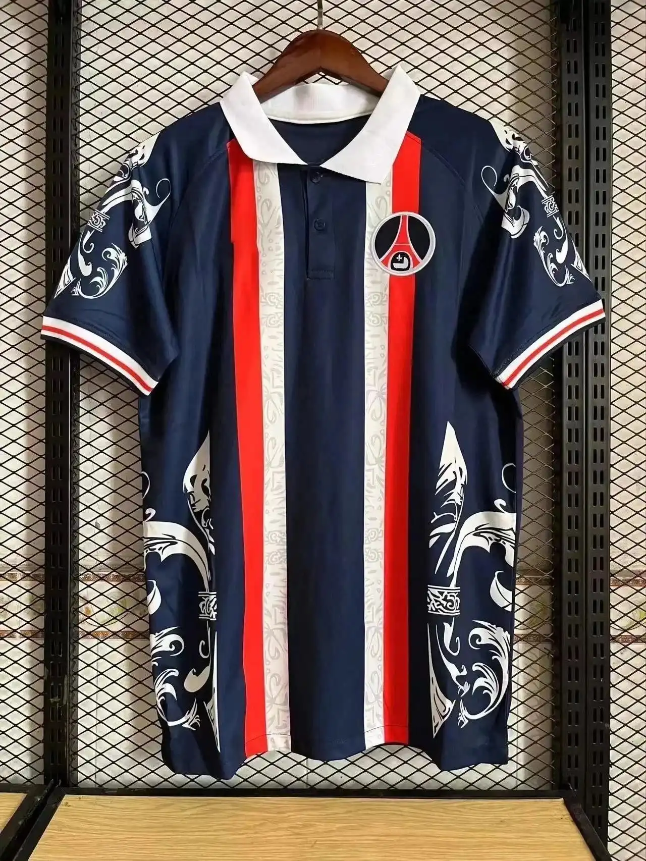 Real Madrid Barcelona Jersey — foto 6 de 8