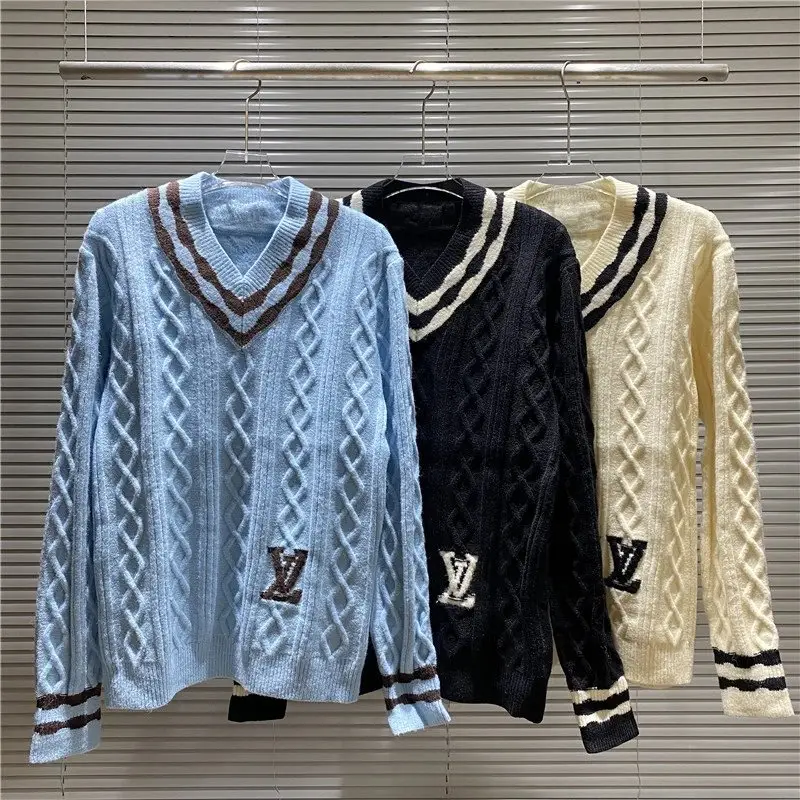 Louis Vuitton Monogram Knit Sweater — foto 2 de 8