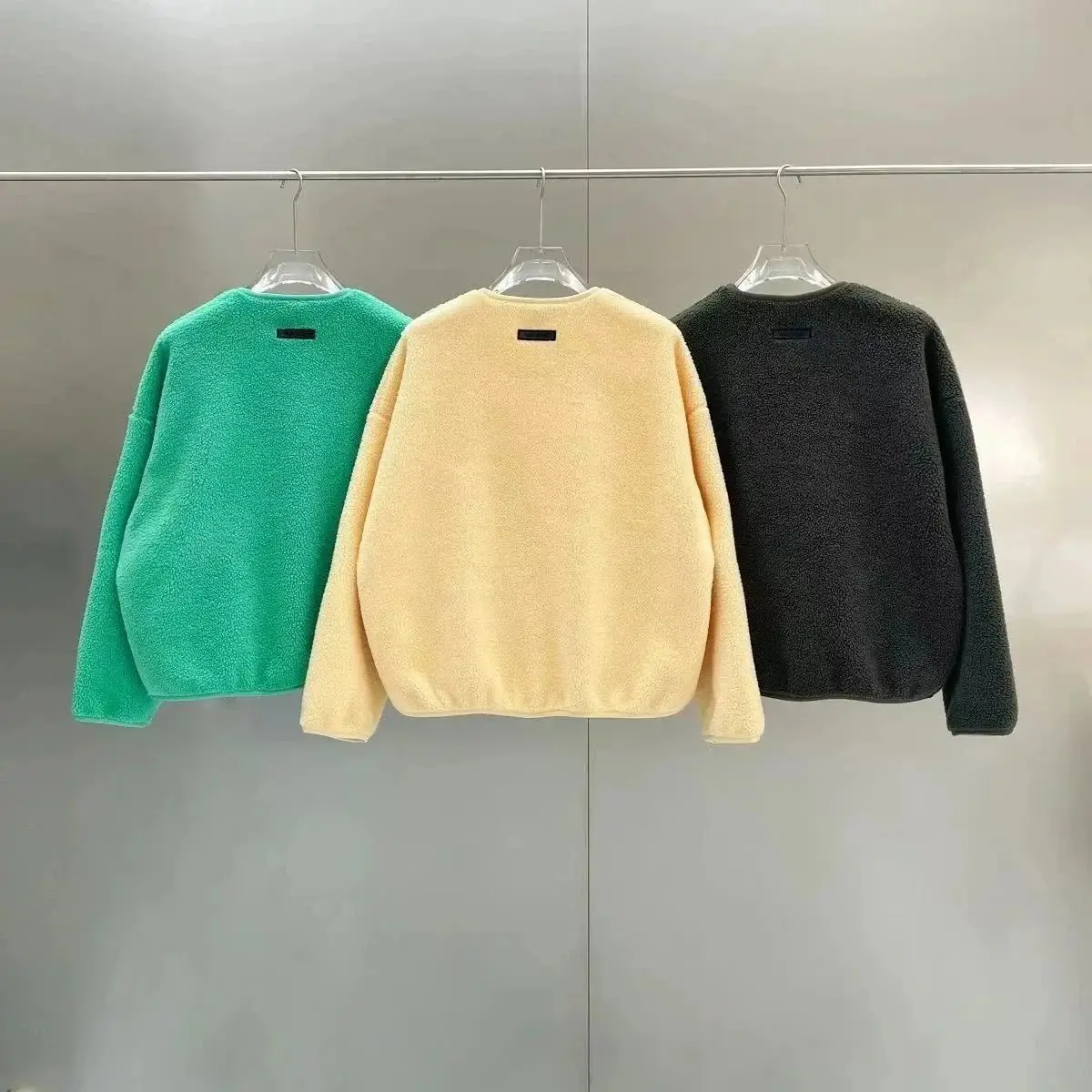 ESSENTIALS Sweater & Pants Set [6 styles] — foto 3 de 8
