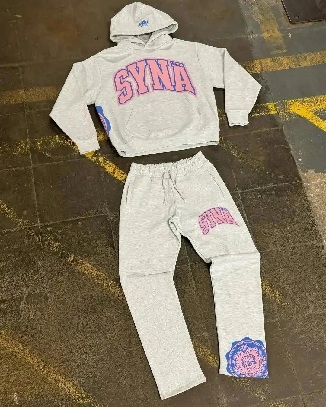 Synaworld Hoodies/Sweaters [38 styles] — foto 4 de 6