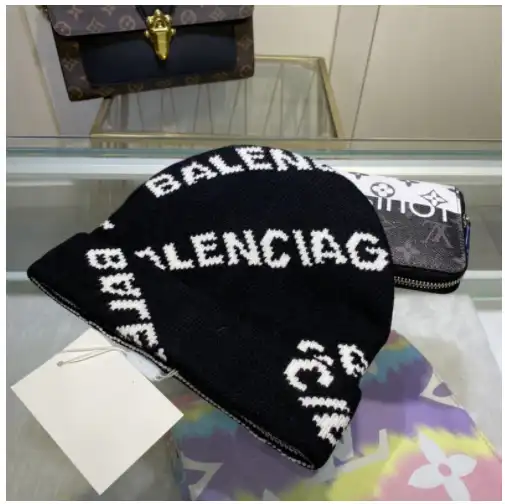 Balenciaga Logo Knitted Hat [6 styles] — foto 2 de 7