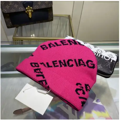 Balenciaga Logo Knitted Hat [6 styles] — foto 4 de 7