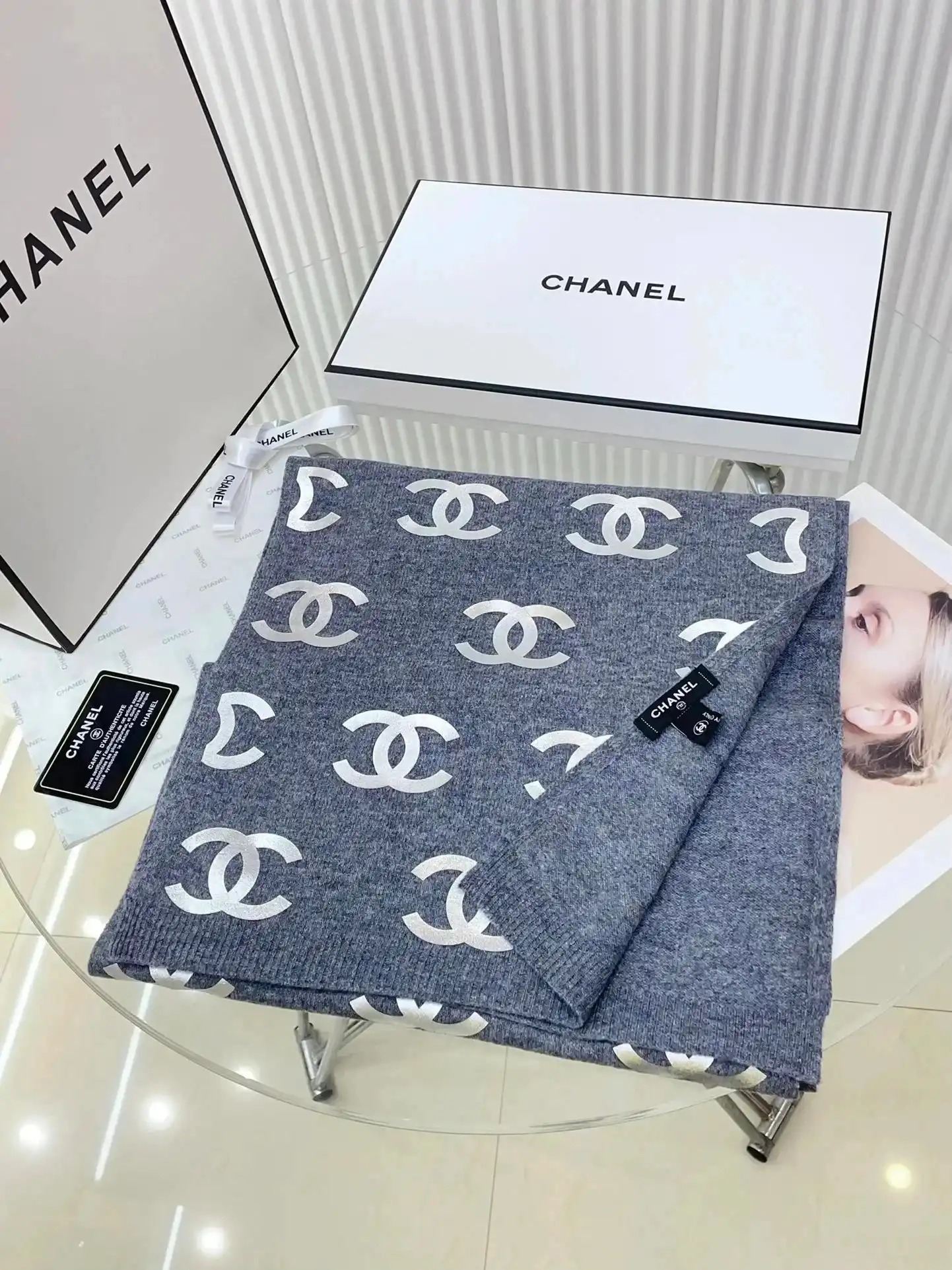 chanel cashmere scarf  (15 styles) — foto 5 de 8