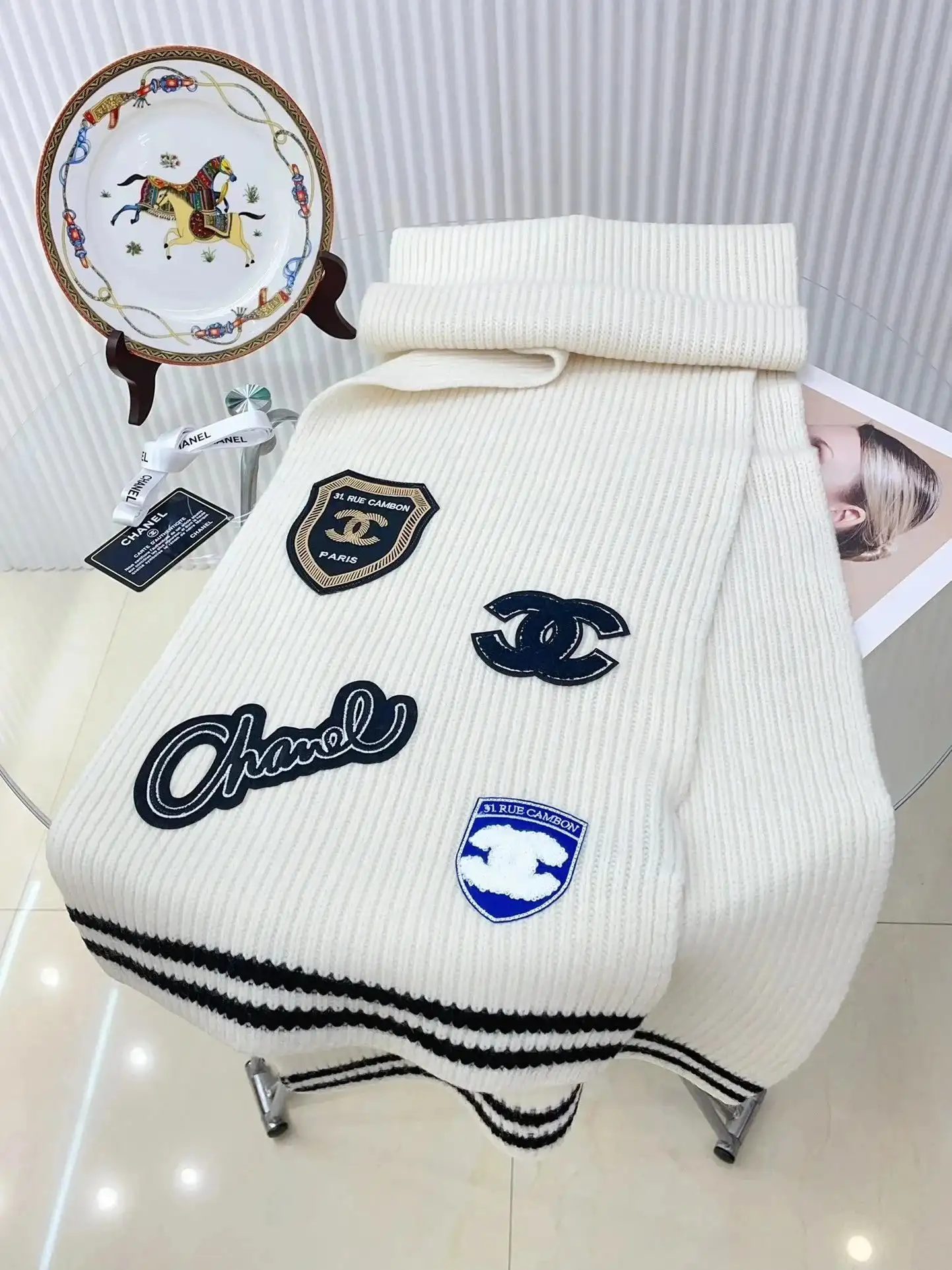 chanel cashmere scarf  (15 styles) — foto 6 de 8