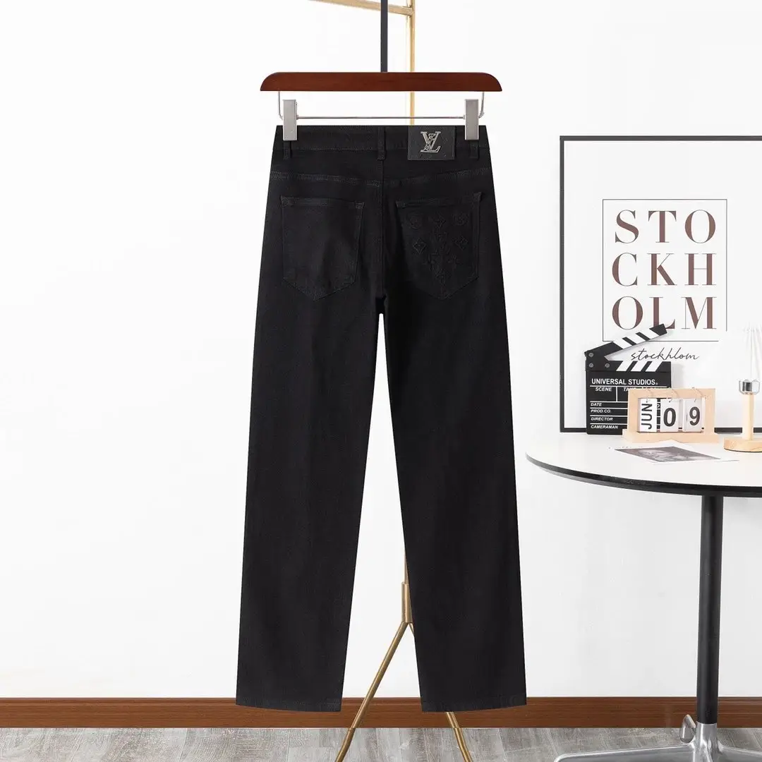 LV Black Straight-Leg Pants [18 styles] — foto 4 de 6