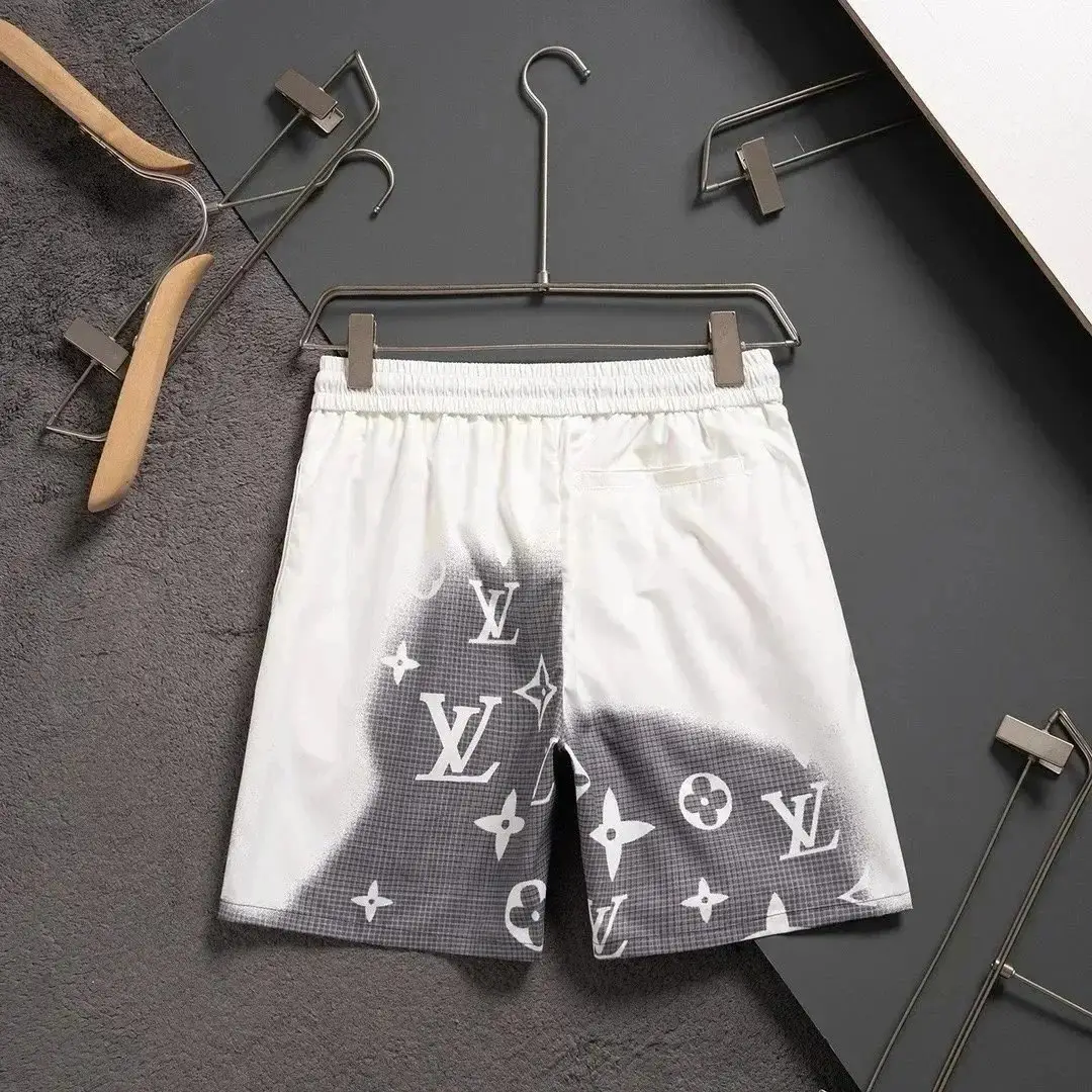 Louis Vuitton shorts — foto 4 de 6