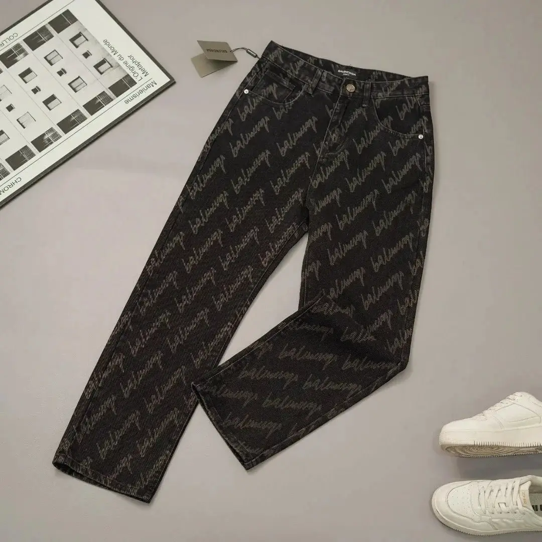 Balenciaga Logo Print Jeans [3 Colors Available] — foto 3 de 8
