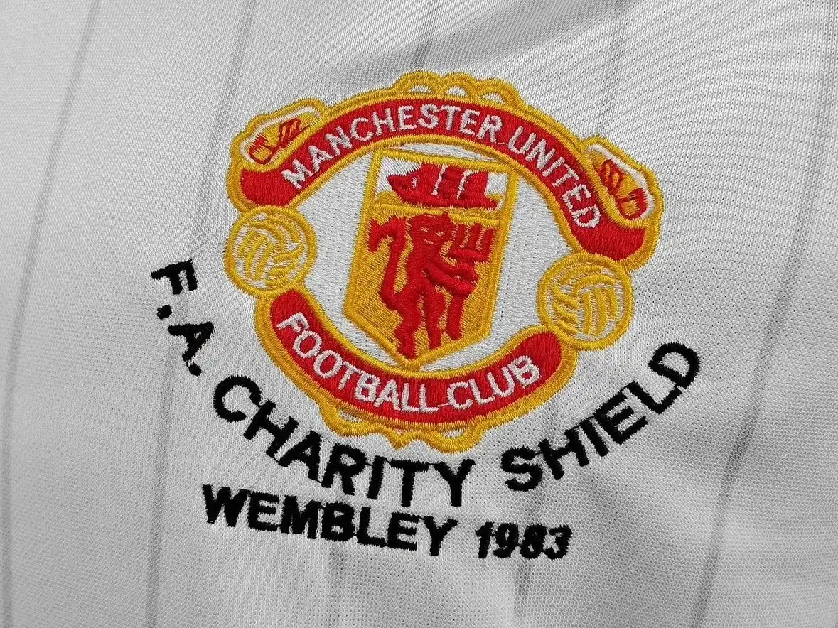 Umbro Football Jersey — foto 8 de 8