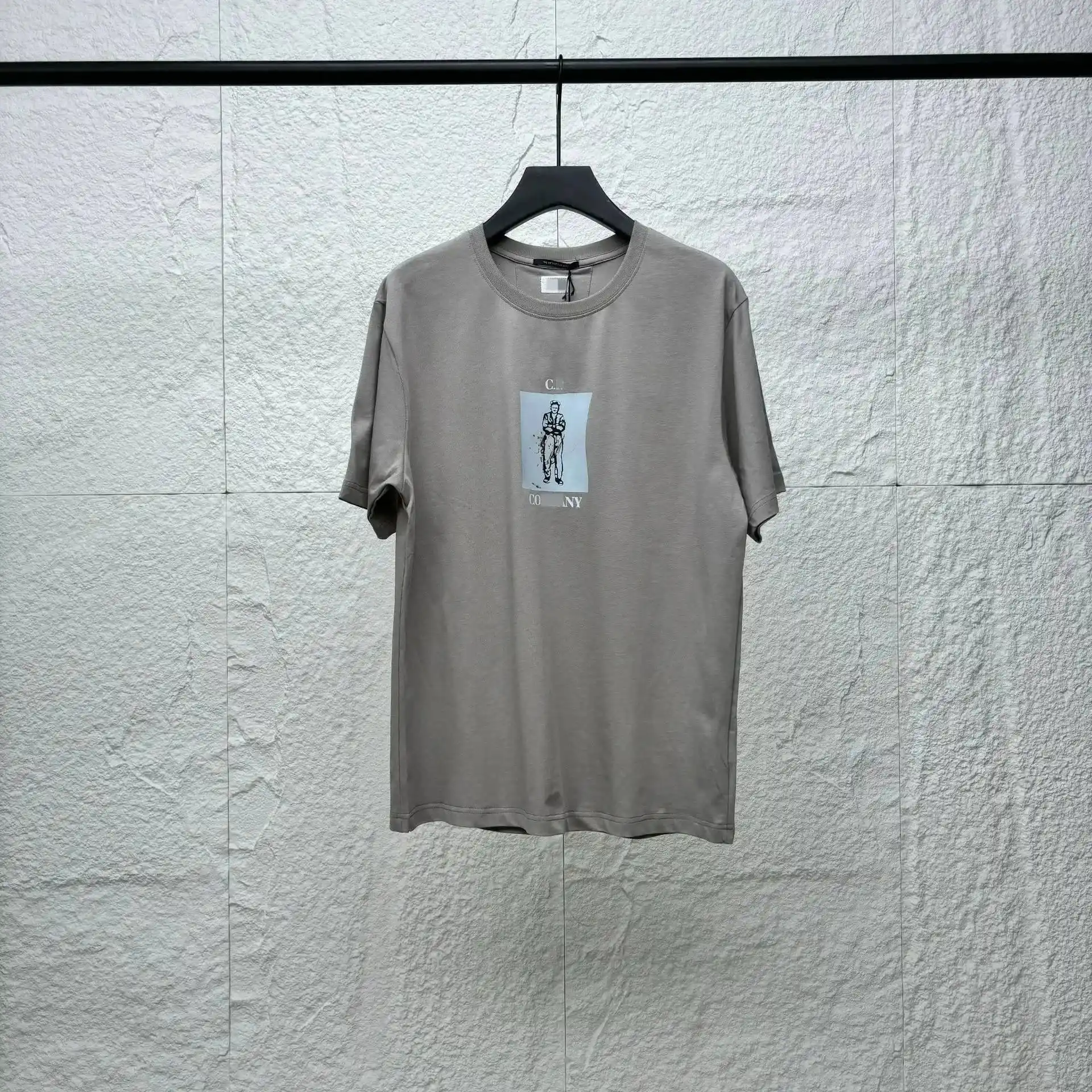 CP T-shirt — foto 3 de 5