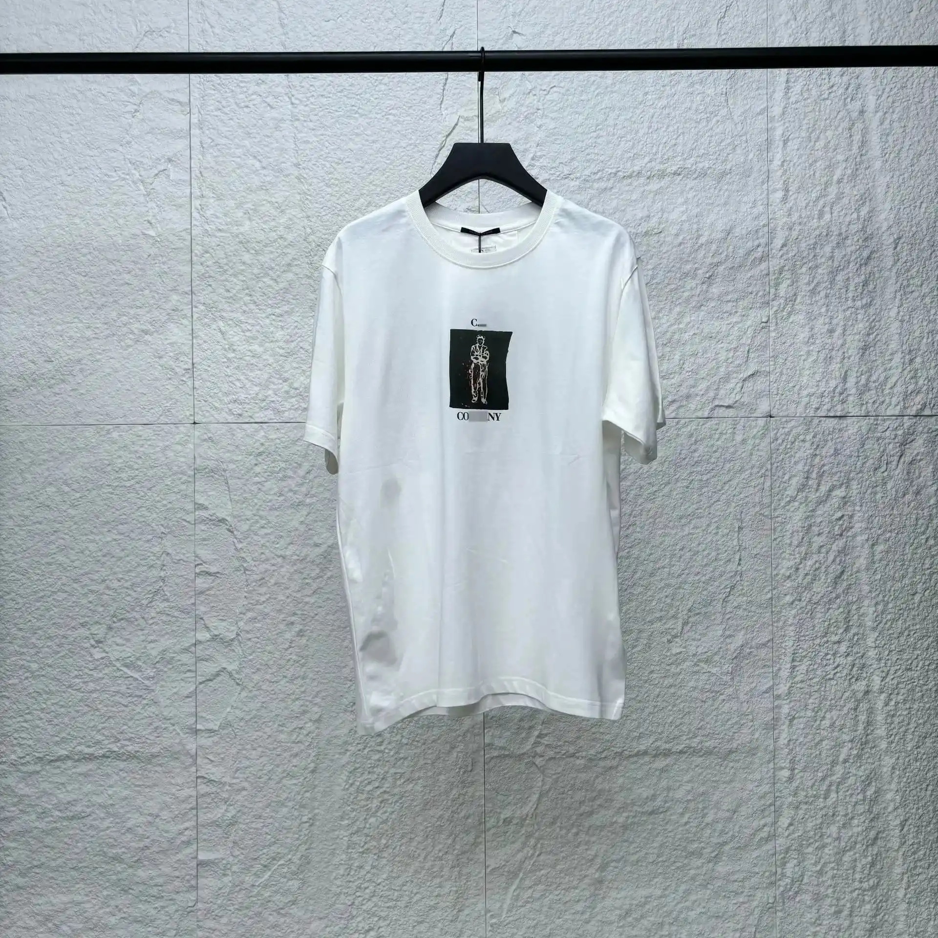 CP T-shirt — foto 4 de 5