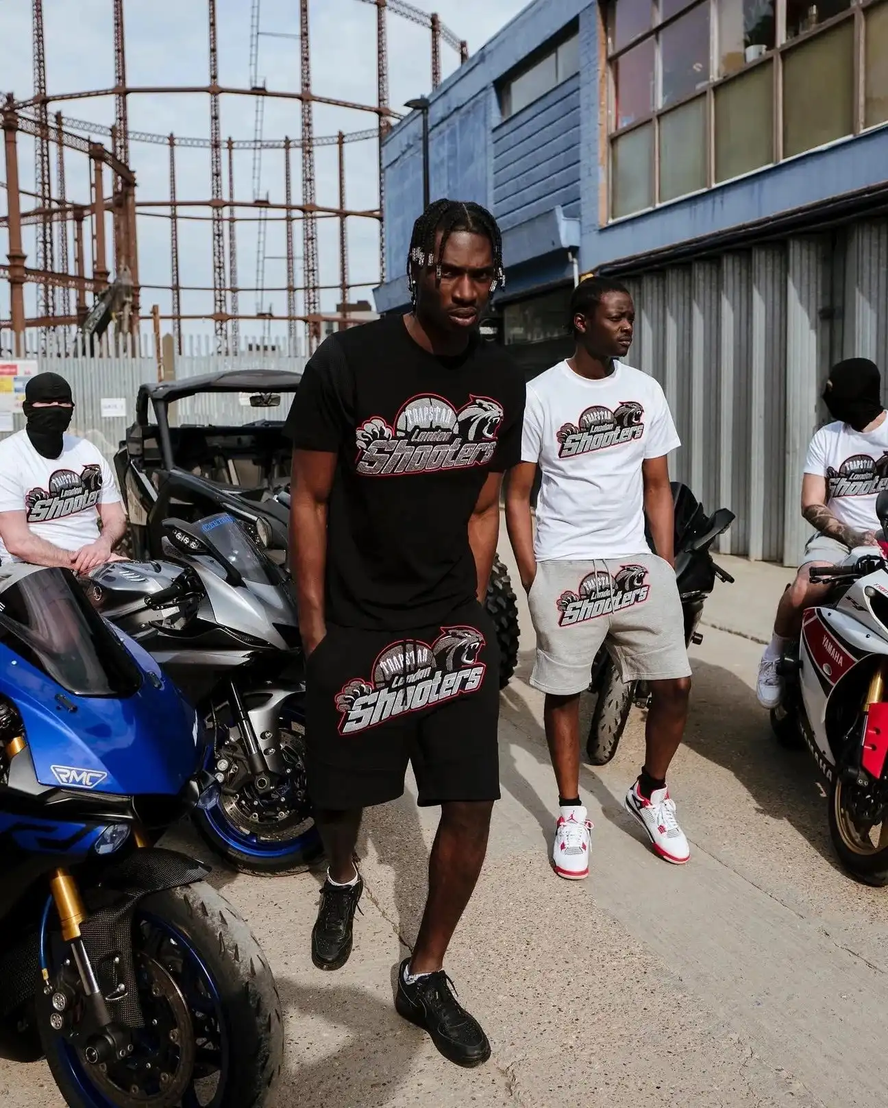Trapstar T-shirt TEE & Shorts Pants Set ( 40 + styles) — foto 4 de 8