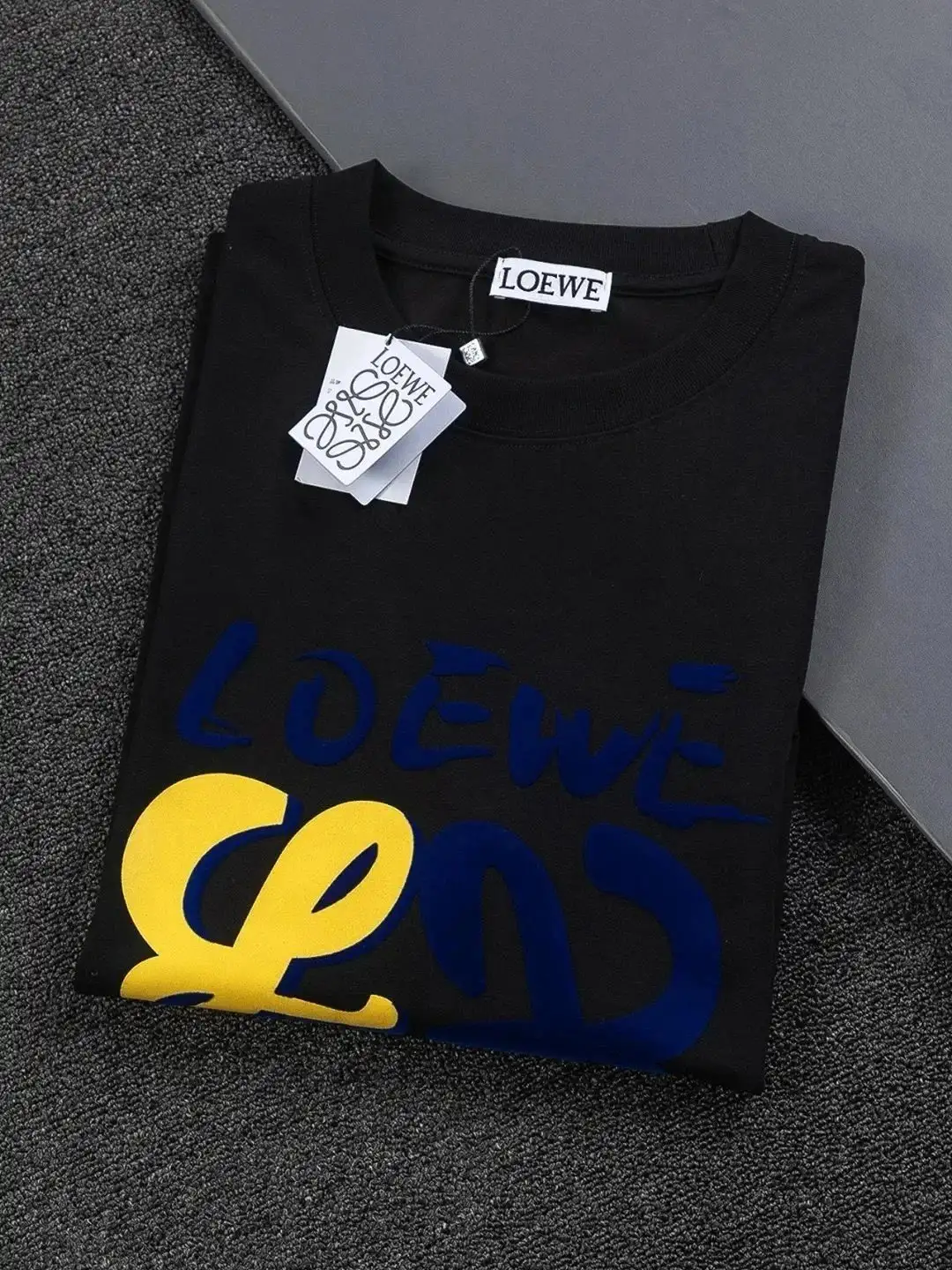 Loewe Anagram T-Shirt [27 styles] — foto 3 de 8