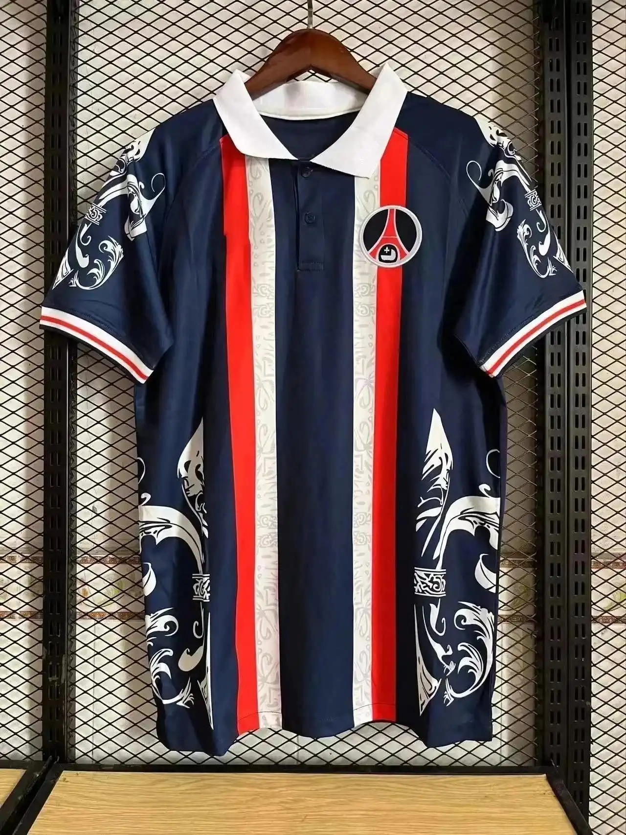 Real Madrid Barcelona Jersey — foto 6 de 8