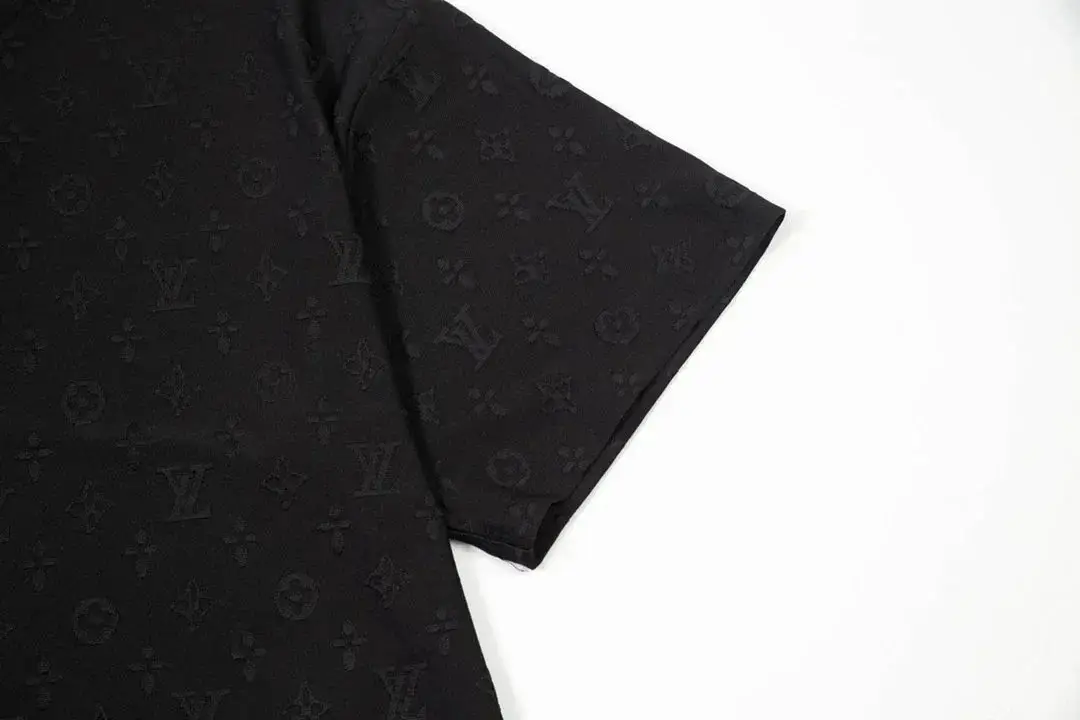Louis Vuitton Monogram T-Shirt [38 styles] — foto 8 de 8
