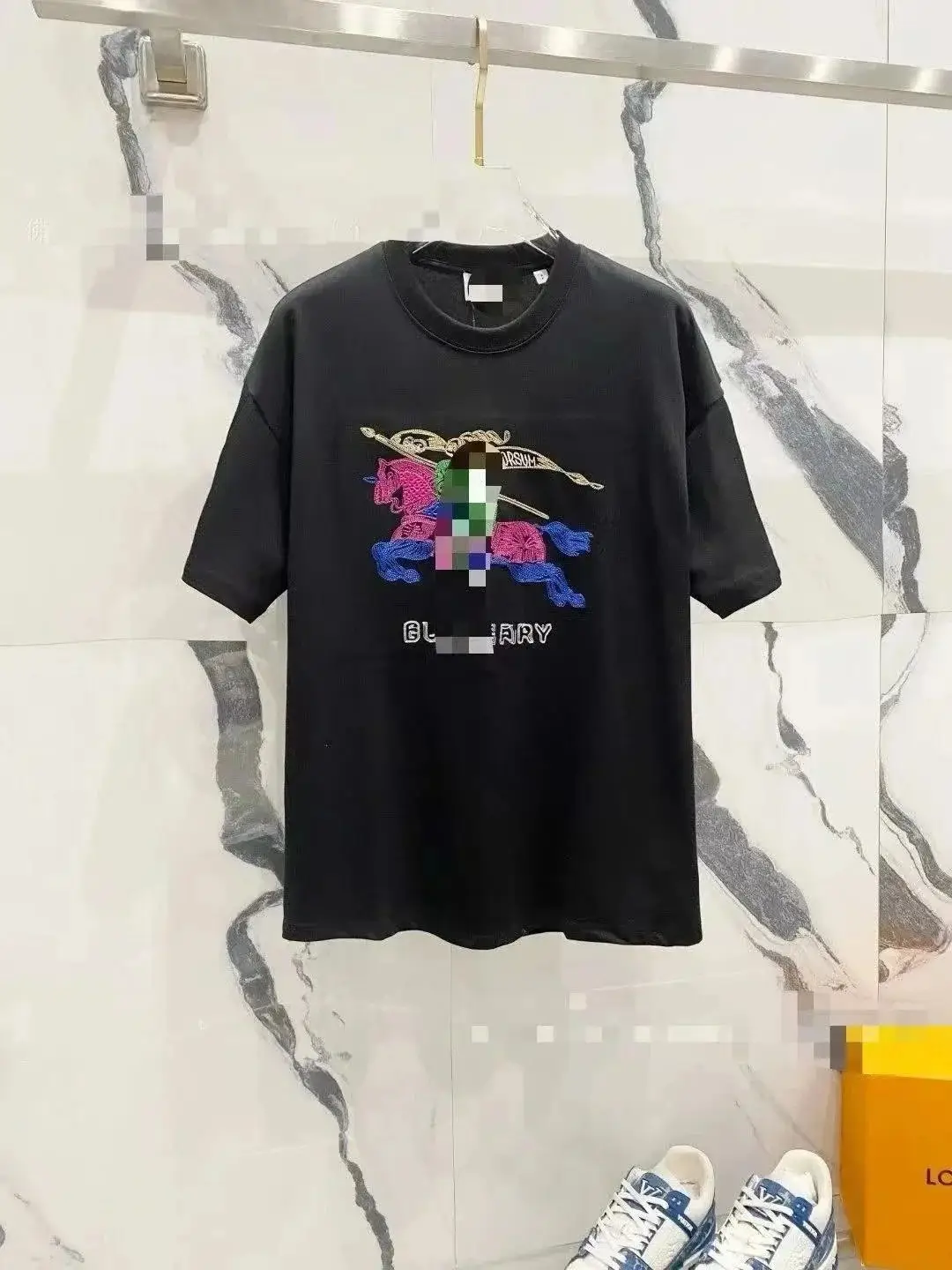 Burberry T-shirt 2 — foto 8 de 8
