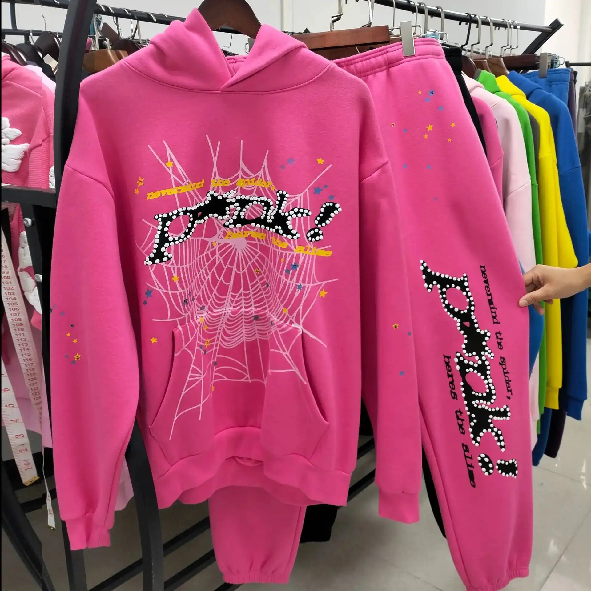 Spider! Here's the Alis Hoodies [35 styles] — foto 4 de 5
