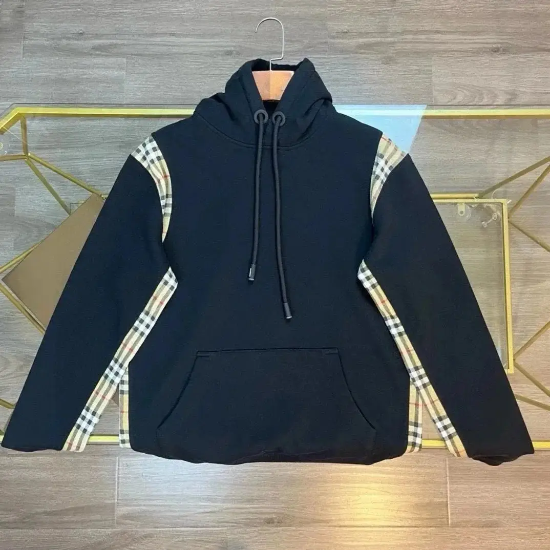 Burberry Hoodies [40 styles] — foto 4 de 8