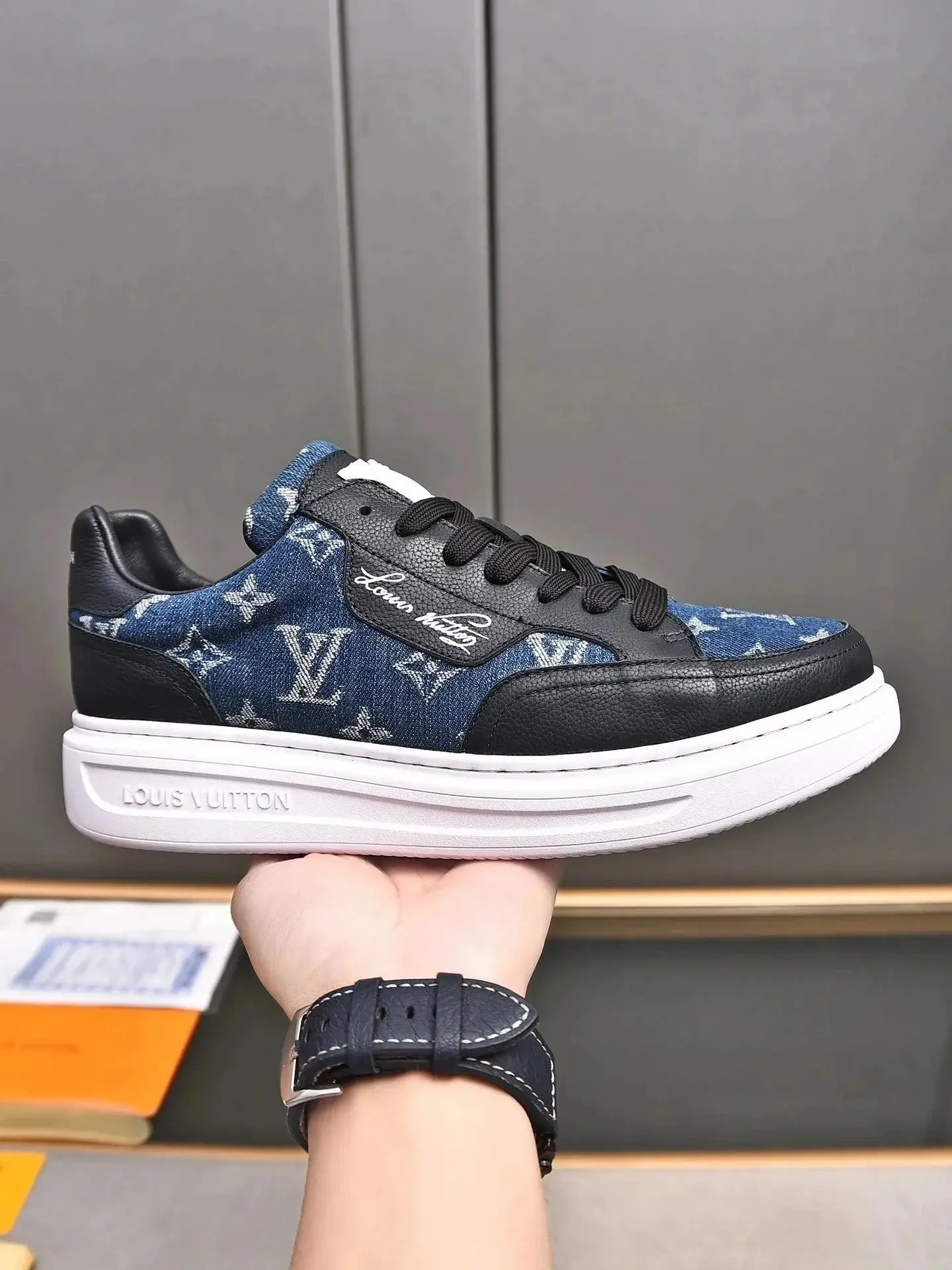LV Shoes — foto 6 de 7