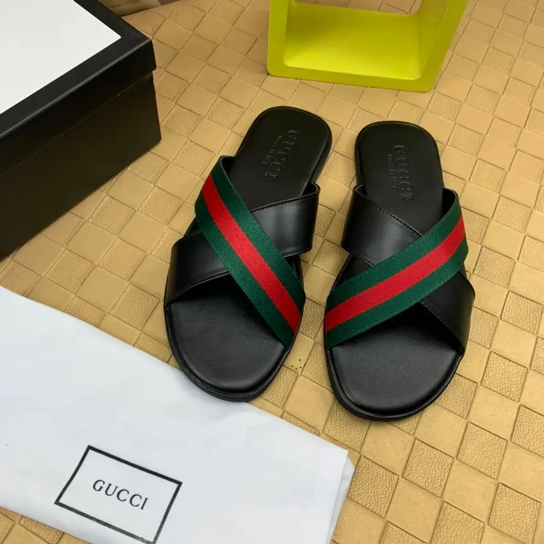 Gucci Web Stripe Slide Sandals [6 styles] — foto 5 de 8