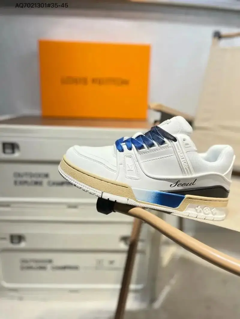 Louis Vuitton Trainer Sneakers [AQ7022641#35-45] — foto 3 de 6