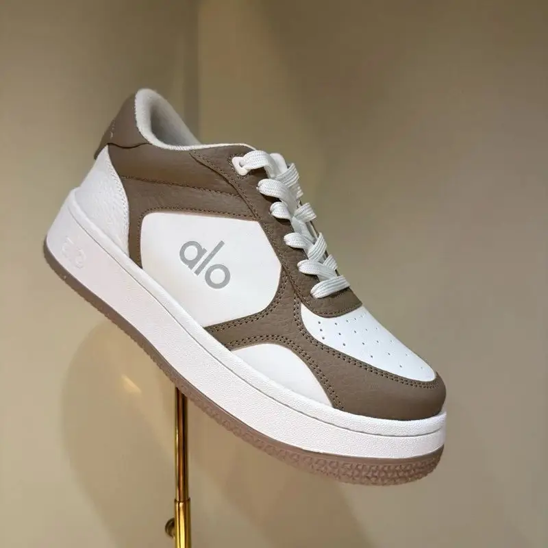 ALO Sneakers [Original/Y 1.1 — foto 4 de 8