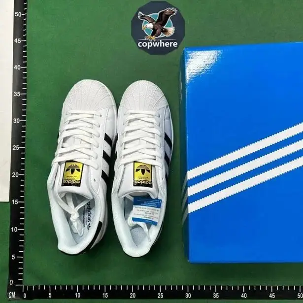 adidas Super Star — foto 2 de 8