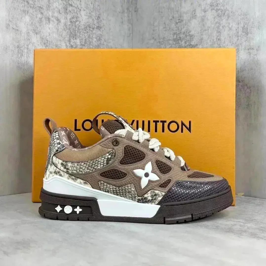 Louis Vuitton Trainer Sneakers [40+ styles] — foto 5 de 8