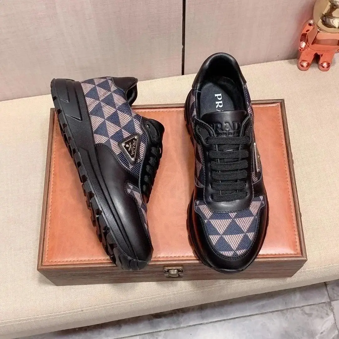 Prada shoes — foto 7 de 8