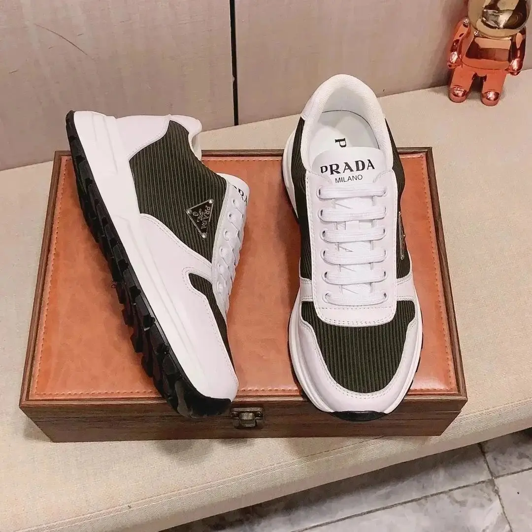 Prada shoes — foto 8 de 8