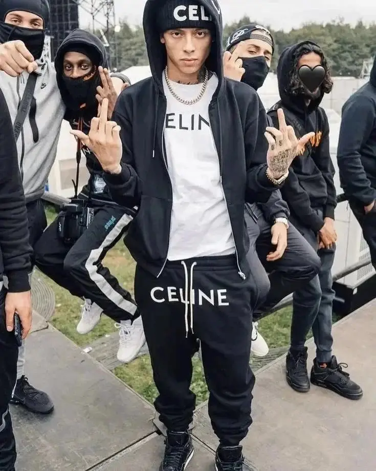 CELINE Hoodie Suit — foto 8 de 8