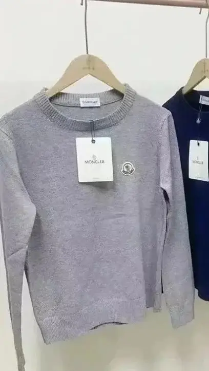 Moncler Round Neck Sweater [4 styles] — foto 4 de 4