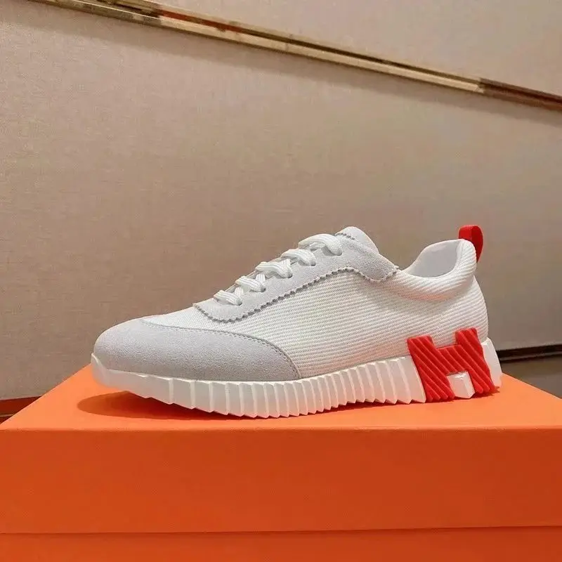Hermès Sneakers — foto 3 de 8