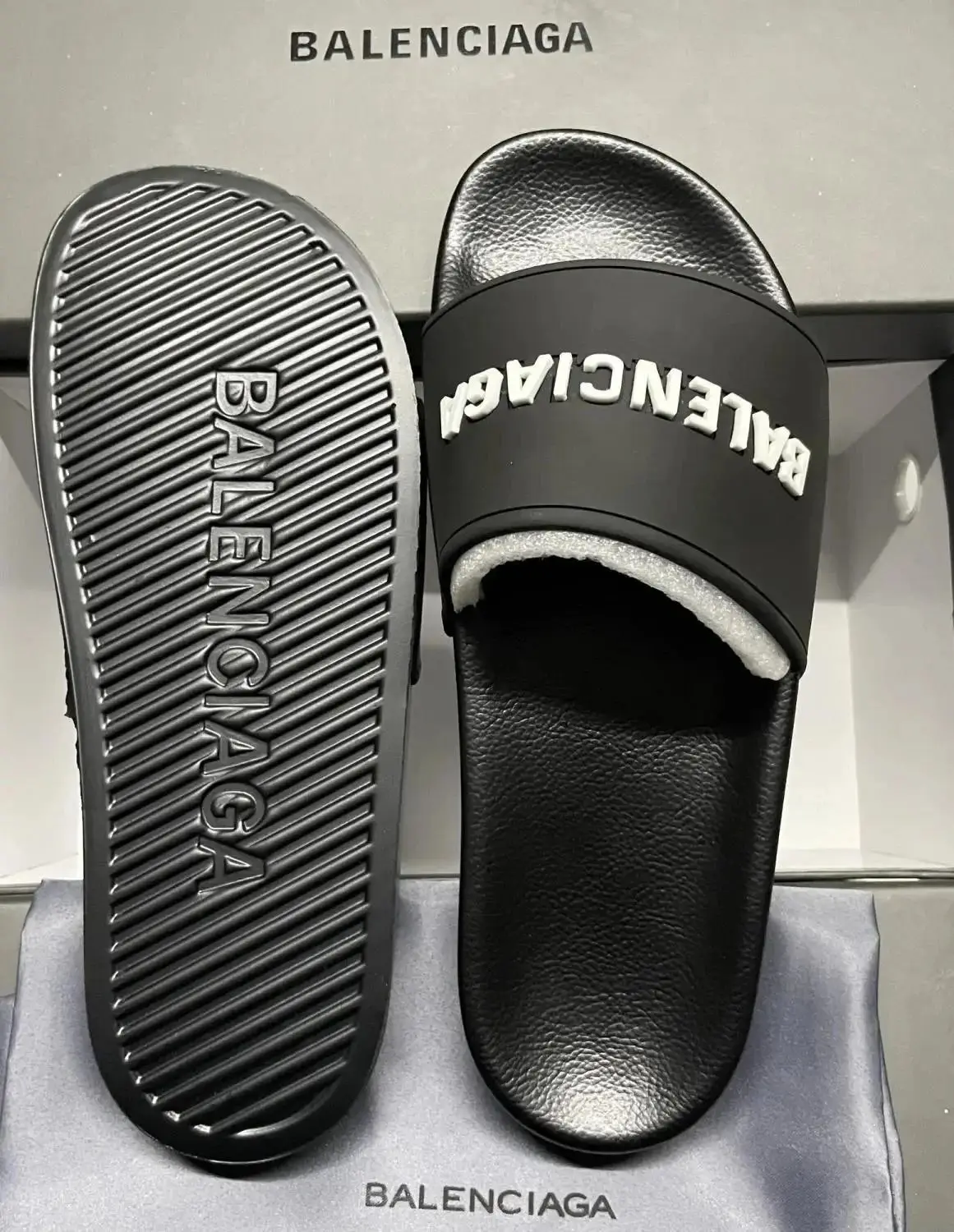 Balenciaga Logo Slide Sandals [17 styles] — foto 4 de 8