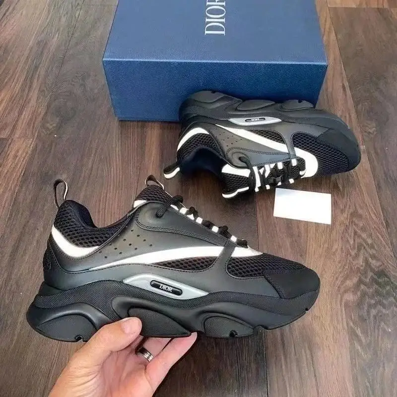 Dior Sneakers — foto 2 de 8