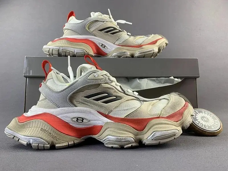 Balenciaga MAYA Sneakers — foto 3 de 7