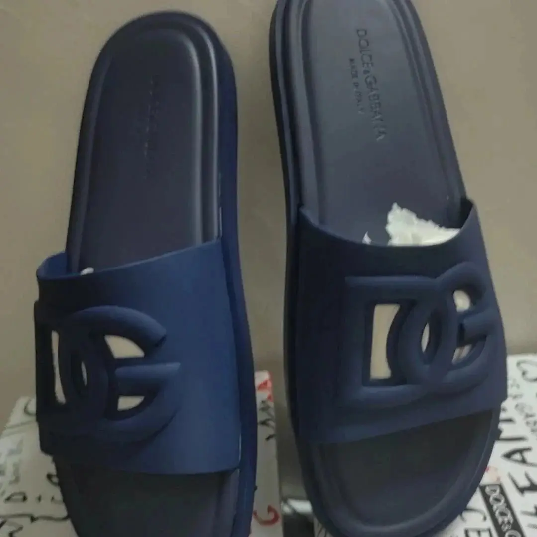 Celine Triomphe Slide Sandals [4 styles] — foto 2 de 6