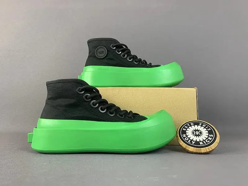 Holy Kicks Chunky Sneakers [8 styles] — foto 3 de 8