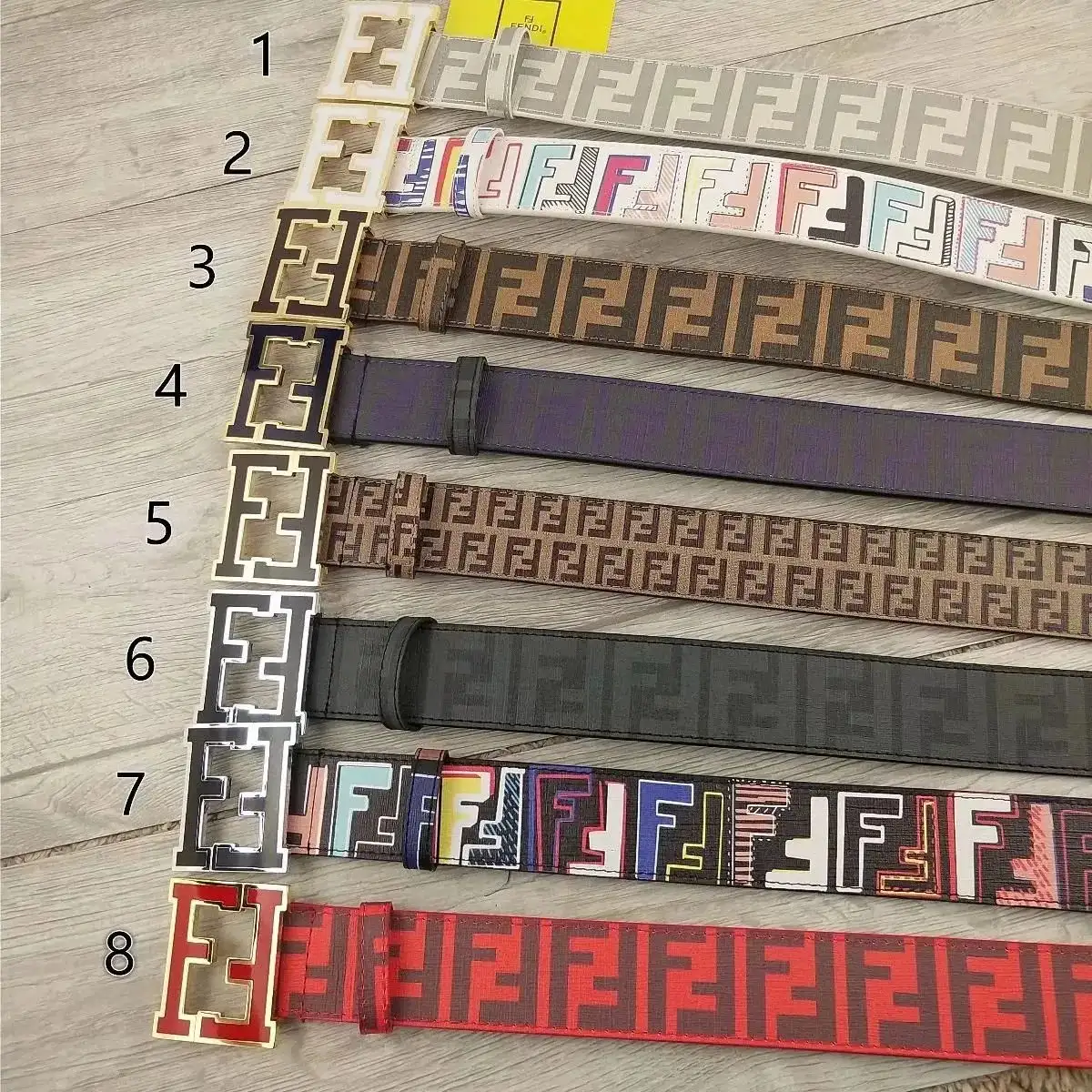 Fendi Leather Belt [24 styles] — foto 3 de 8