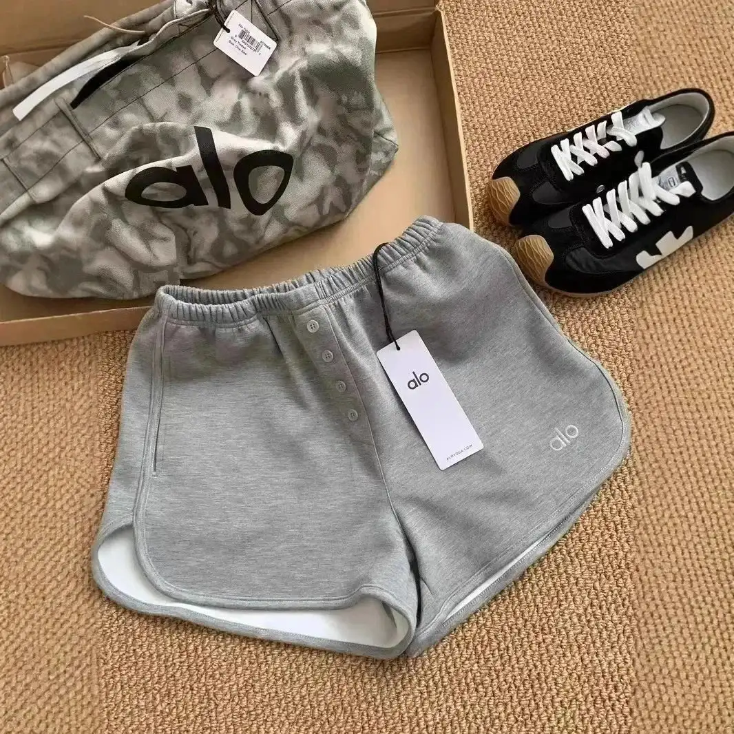 Alo Shorts — foto 3 de 5