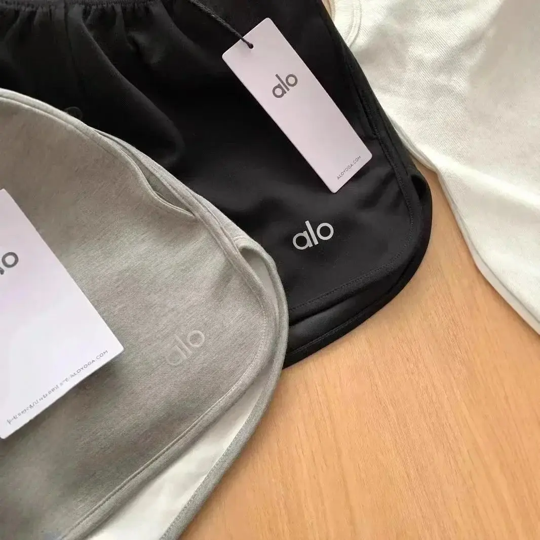 Alo Shorts — foto 4 de 5