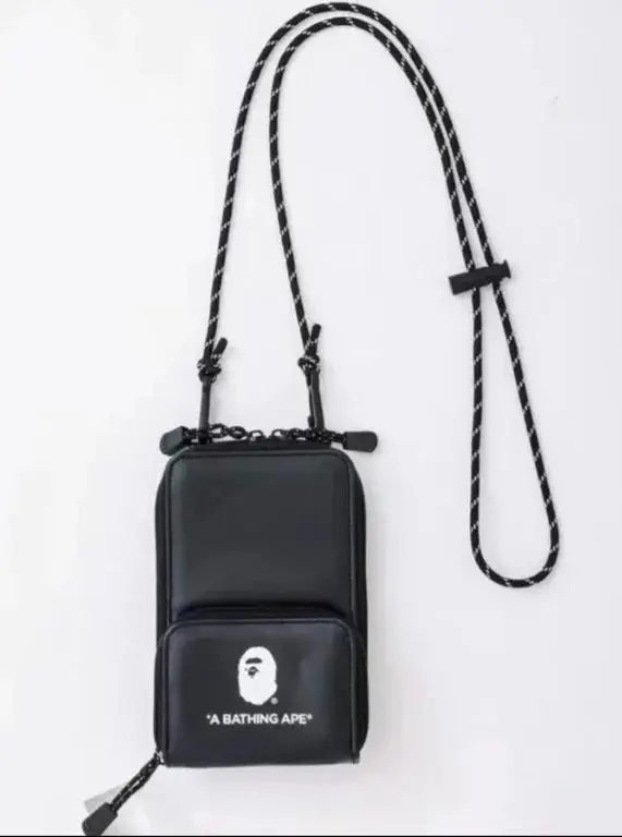 A Bathing Ape Crossbody Bags [18 styles] — foto 2 de 8
