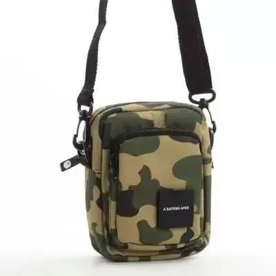 A Bathing Ape Crossbody Bags [18 styles] — foto 4 de 8