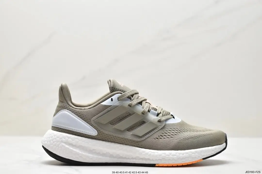 Adidas Running Shoes [34 styles] — foto 4 de 8
