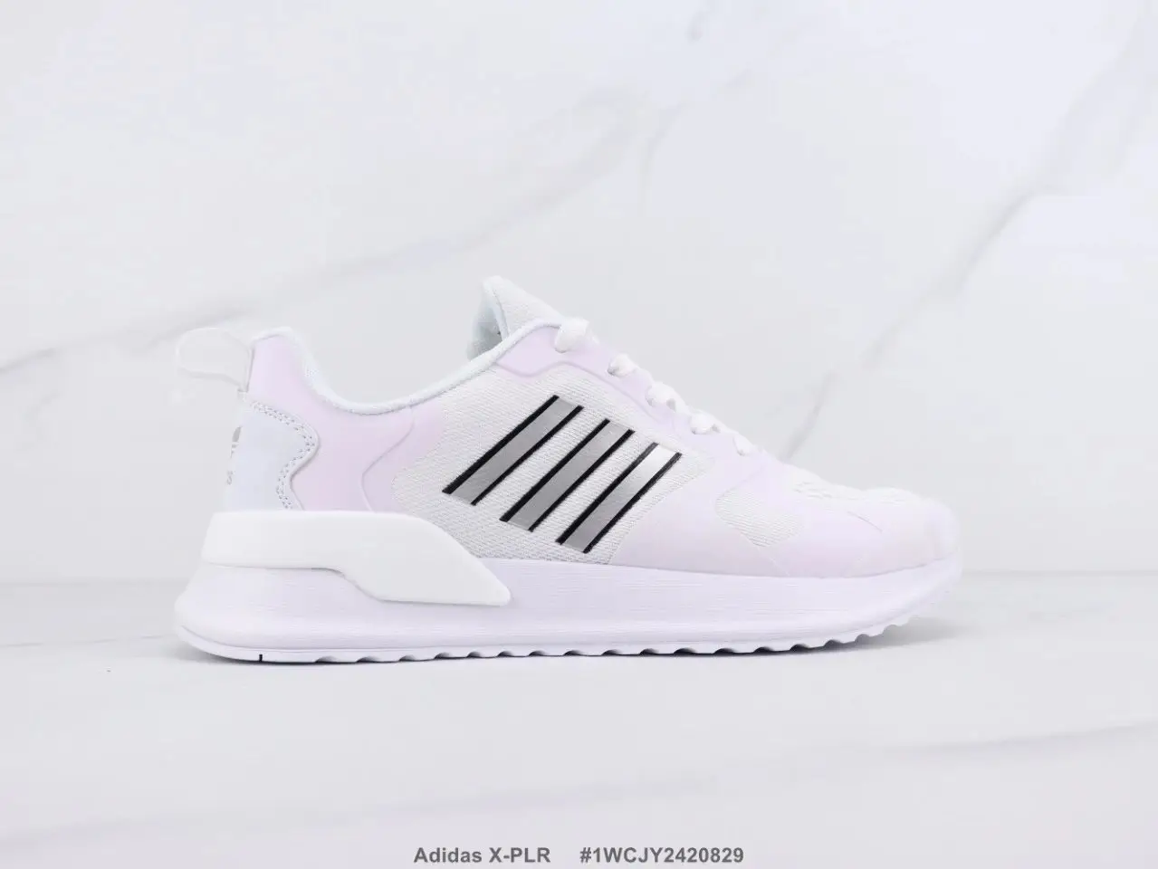 Adidas Running Shoes [40 styles] — foto 2 de 8