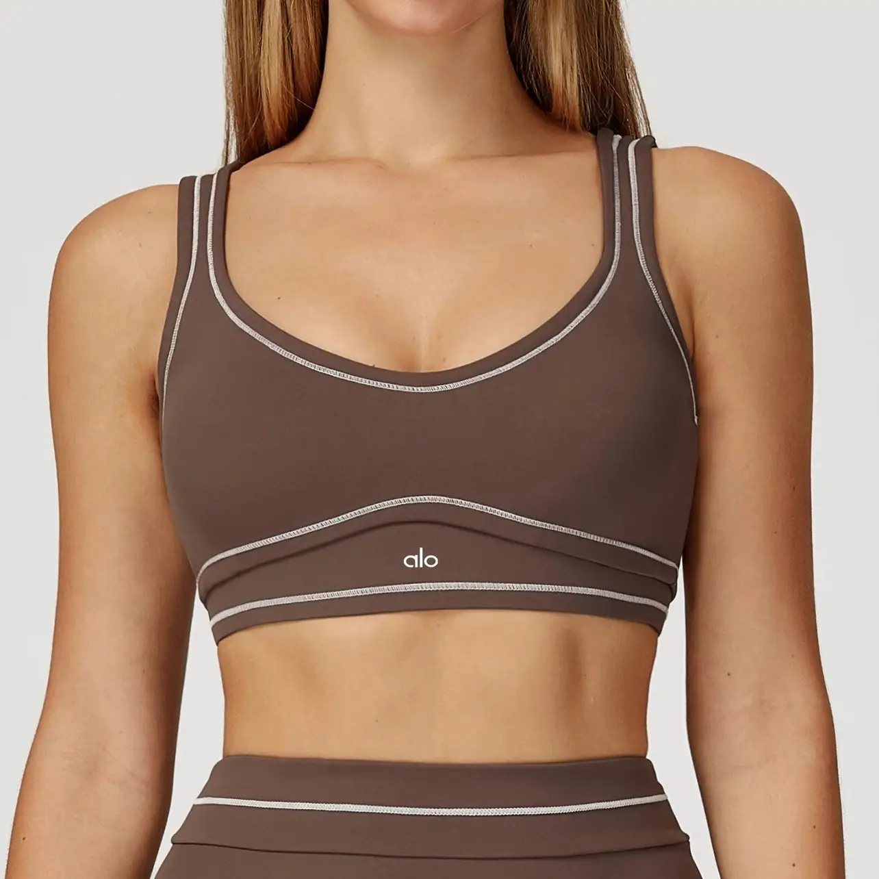 Alo Activewear [10 styles] — foto 8 de 8
