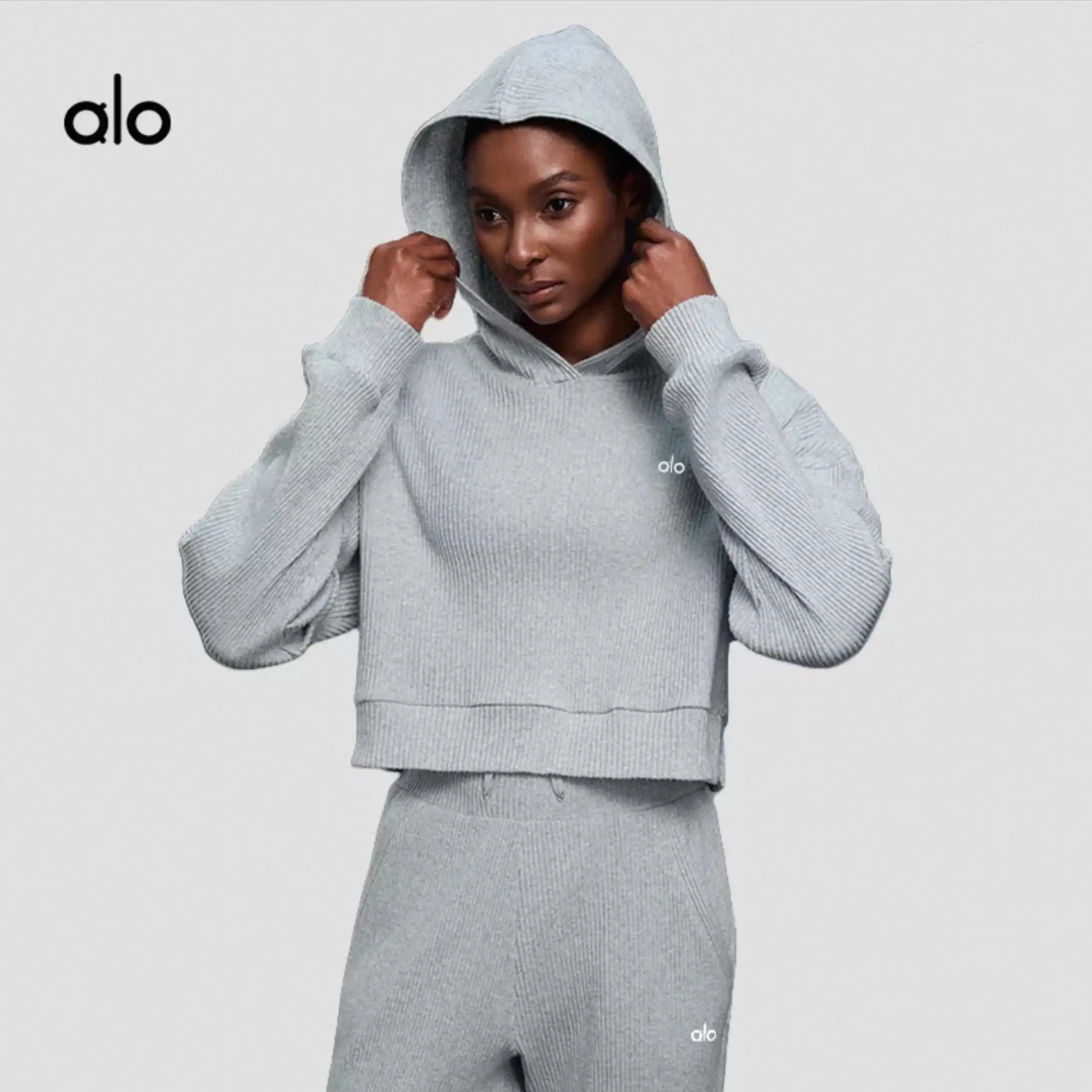 Alo Hoodie [2 styles]