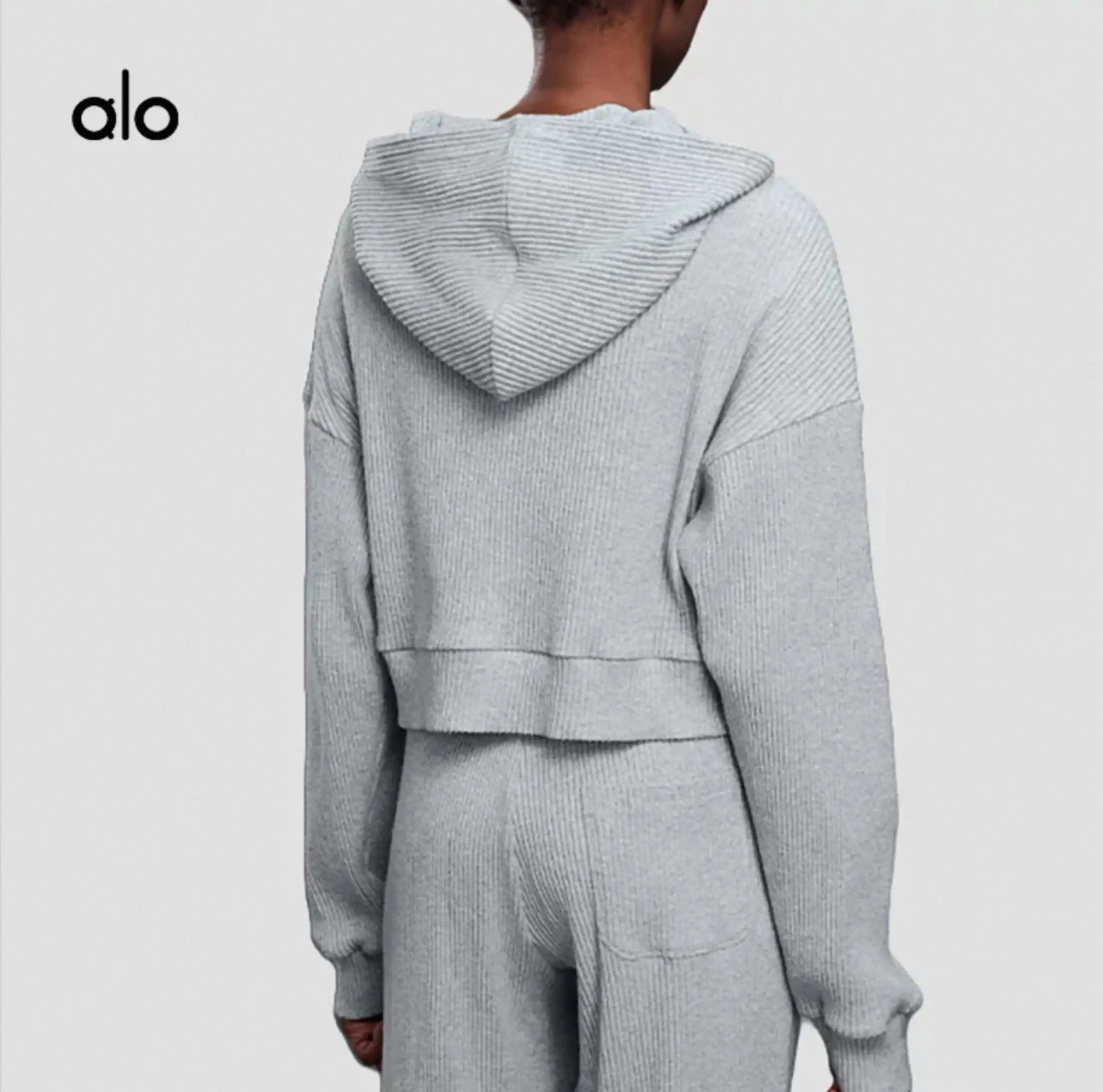 Alo Hoodie [2 styles] — foto 3 de 7